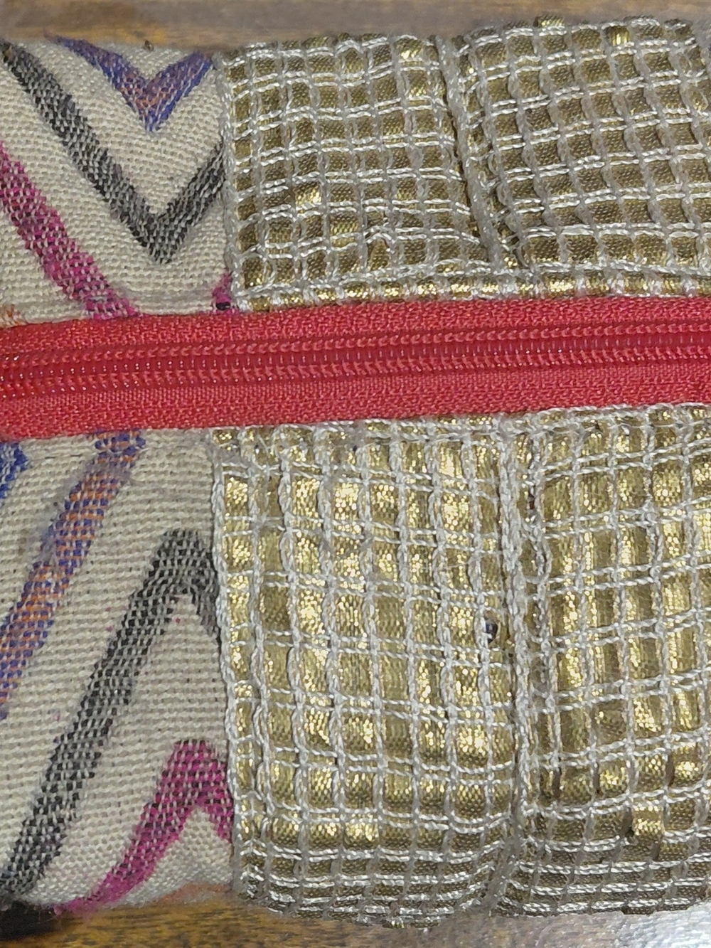 Lovestitch Gold Accent Zipper Cosmetic Pouch NWOT